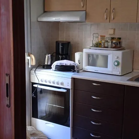 Steve's House & Eldi Apartment *