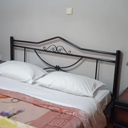 Steve's House & Eldi Apartment *