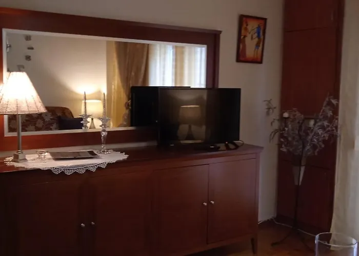 Steve's House & Eldi Apartamento *