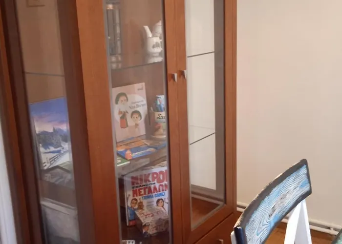 Steve's House & Eldi Edessa