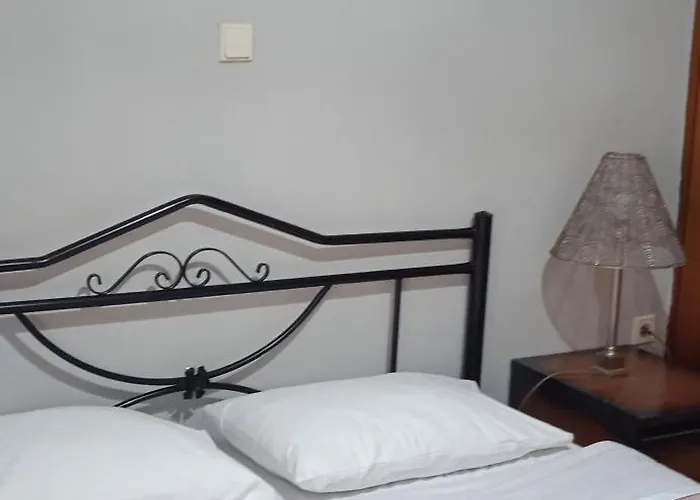 Steve's House & Eldi Apartamento *